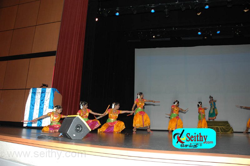 Jaffna-Hindu121013Toronto (92).jpg